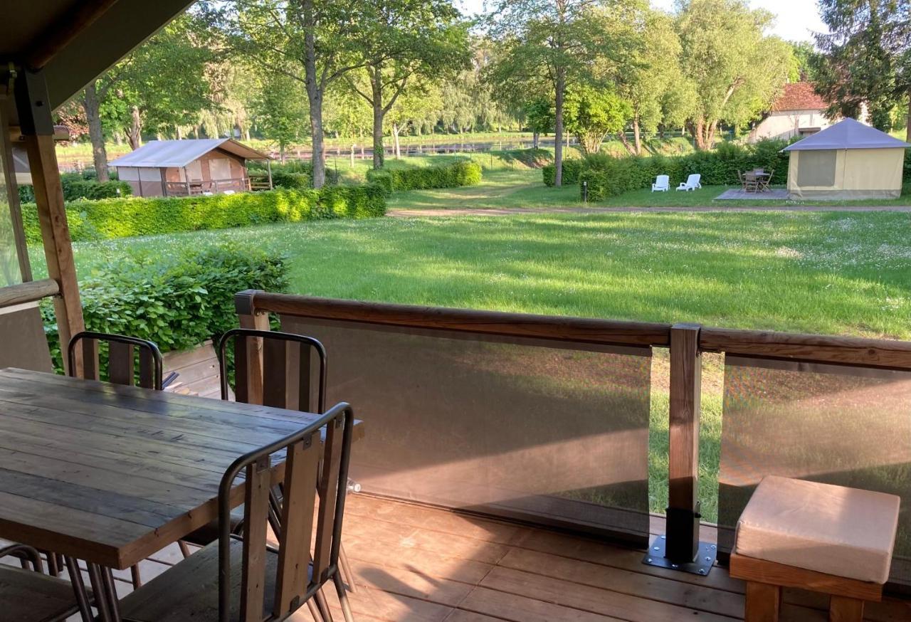 Camping Les Portes Du Perche Mamers 外观 照片